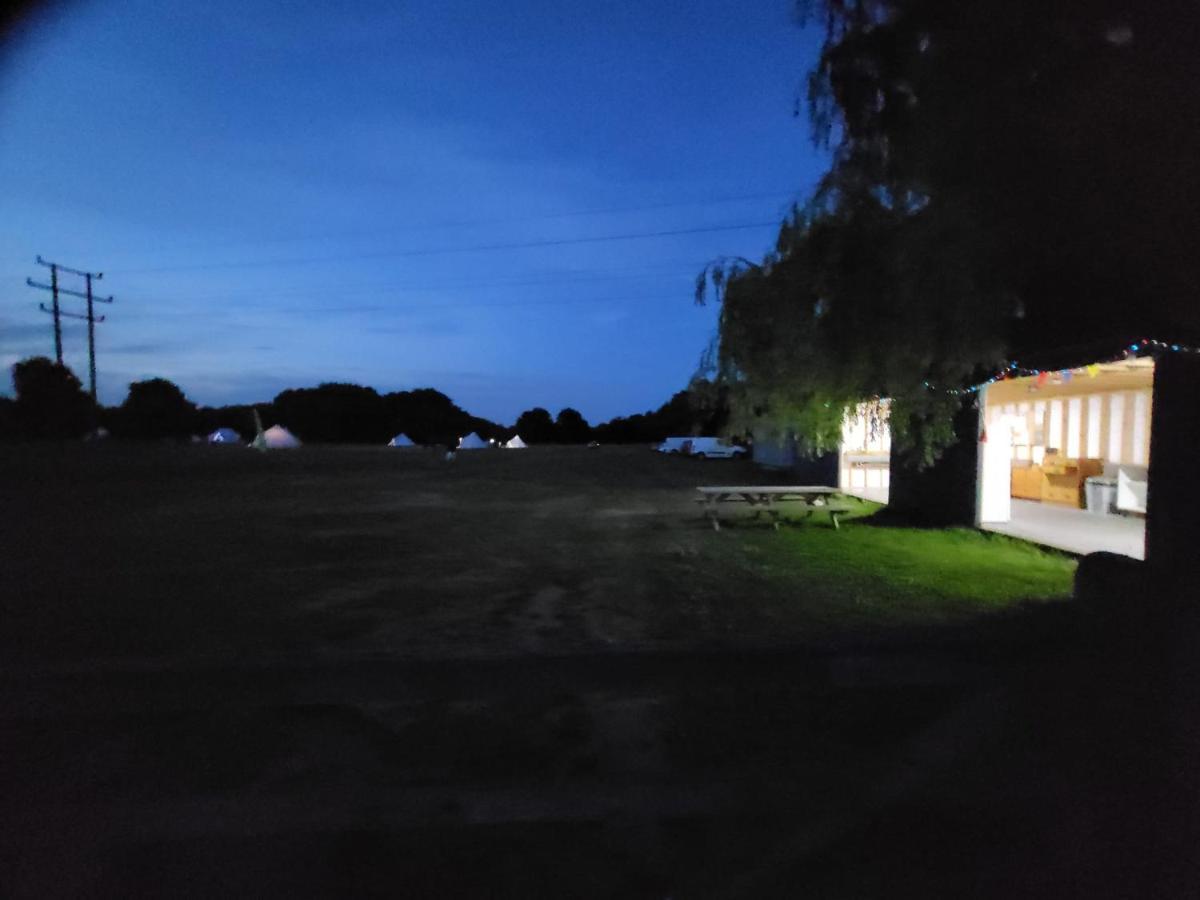 Hotel Dorset Glamping Fields Corfe Mullen Exteriér fotografie